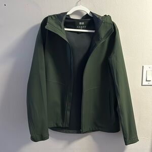 Uniqlo Lightweight Coat in Dark Green